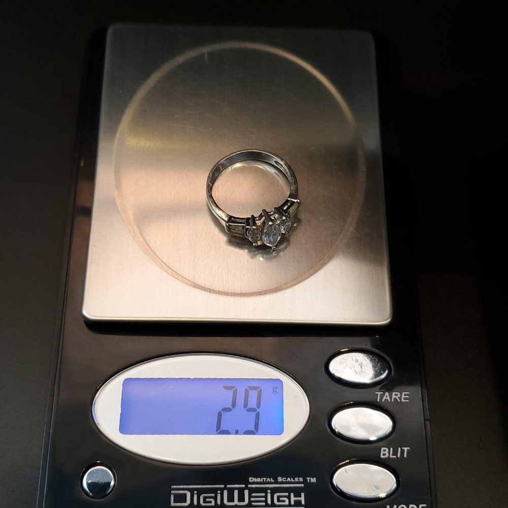 Size 8 925 Sterling Silver Rustic Marquise Cubic Zirconia Ring - Picture 7 of 7
